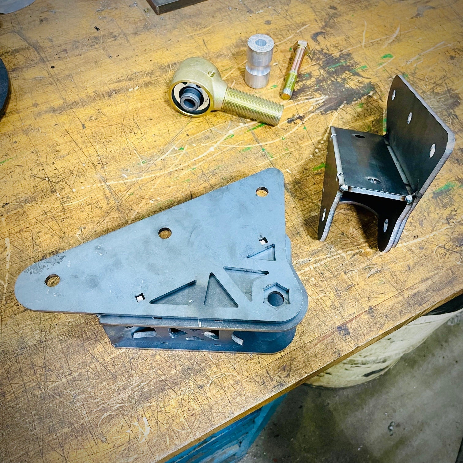 Universal DIY Traction Bar Brackets - Frame Mount β TMR Customs