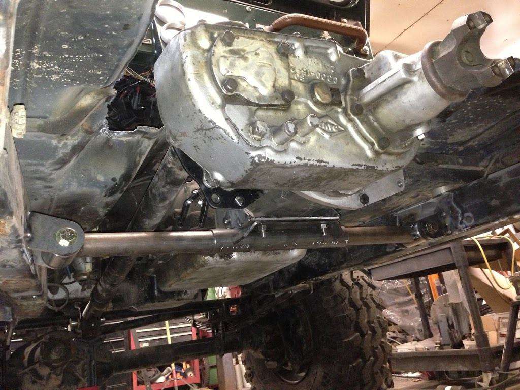 Universal Transmission Transfer Case Crossmember Mount TMR Customs